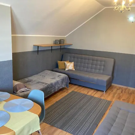 Apartament Stacja Pokoje Do Wynajęcia