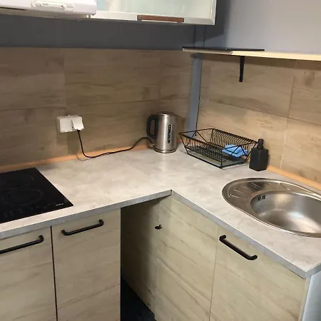 Stacja Pokoje Do Wynajęcia Apartament *